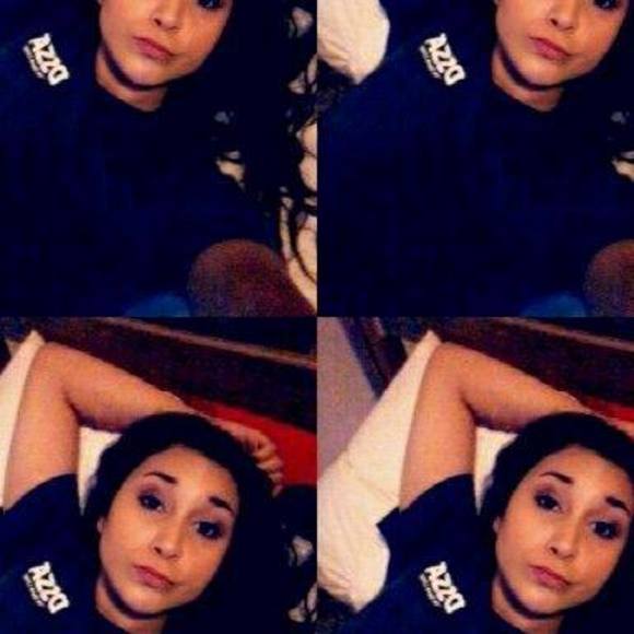 Meet your Posher, Savannah - Picture 1 of 2